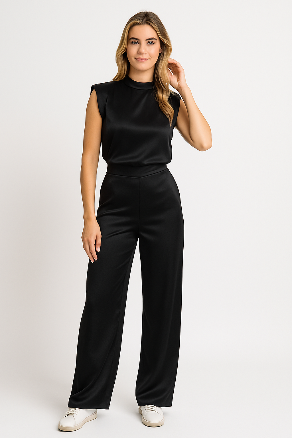 Combinaison Femme – Satin Fluide – Dos Nu – Jambe Large – Col Montant – Sans Manches