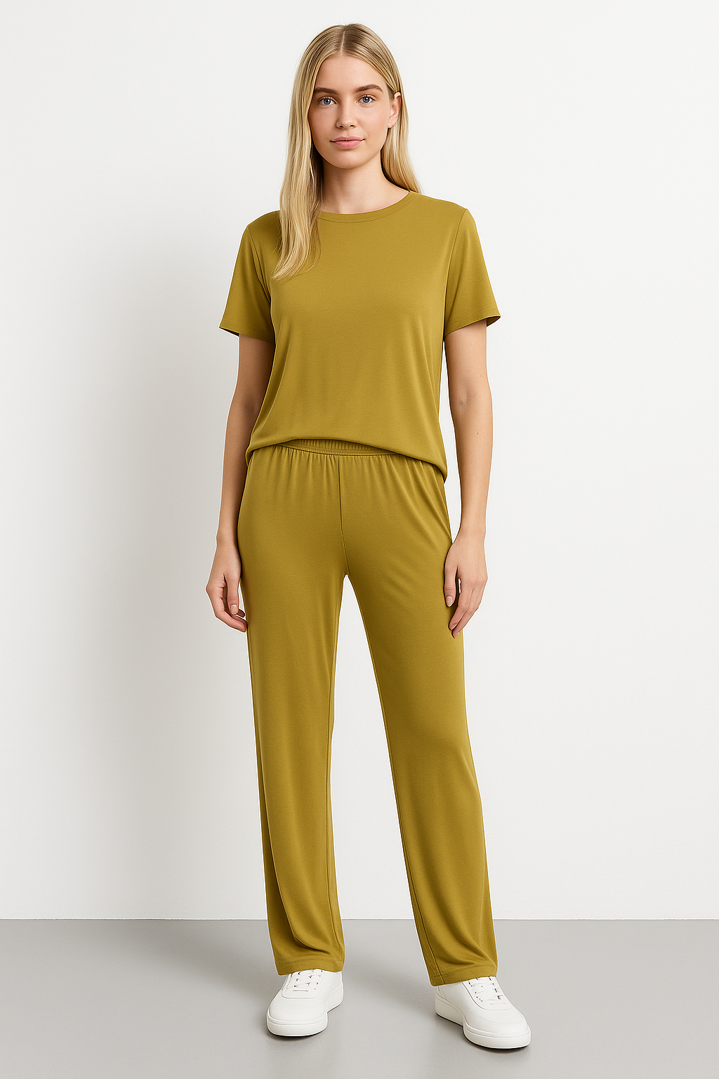 Ensemble de détente femme – Coupe large – Haut court manches courtes – Tissu respirant
