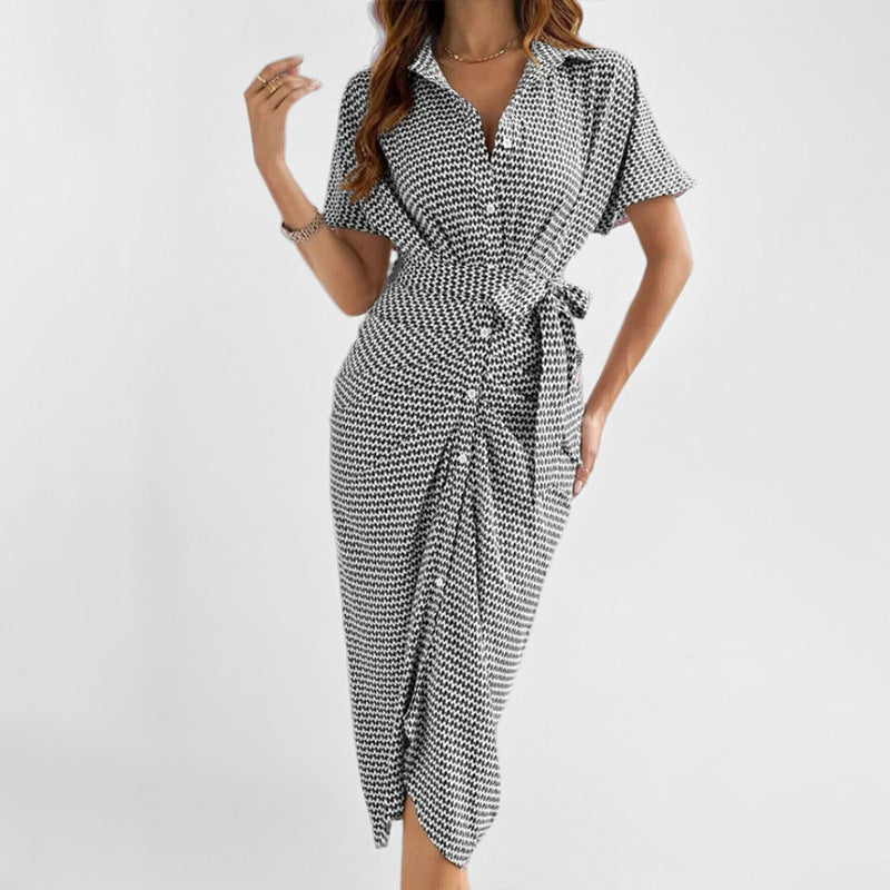 Robe portefeuille femme – Coupe ajustée – Manches courtes – Tissu respirant midi