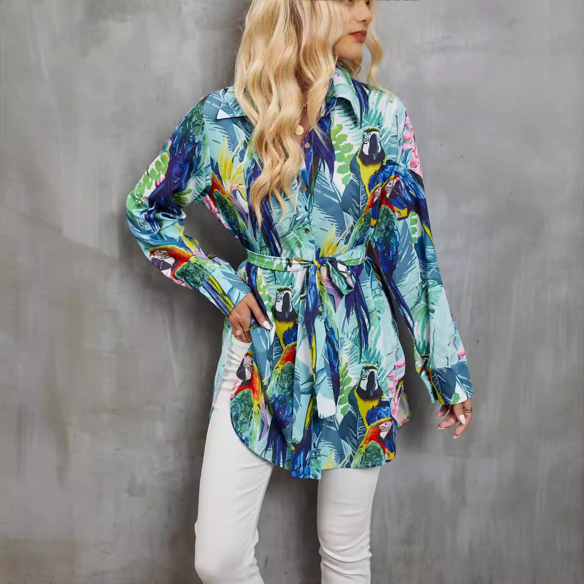 Chemise femme manches longues – Imprimé tropical – Coupe ample – Ceinture taille – Boutonnée