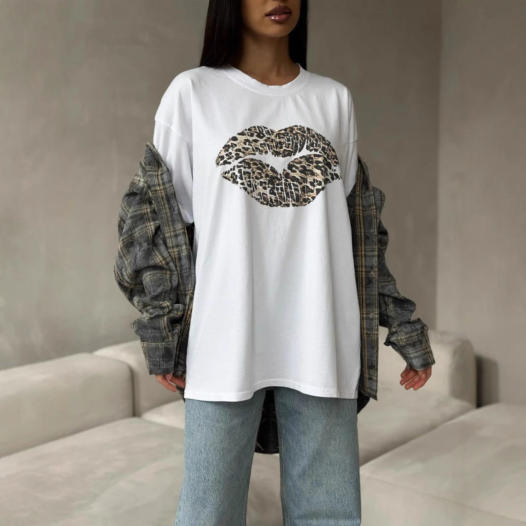 T-shirt femme – Coupe ample – Coton mélangé – Imprimé lèvres léopard – Manches courtes
