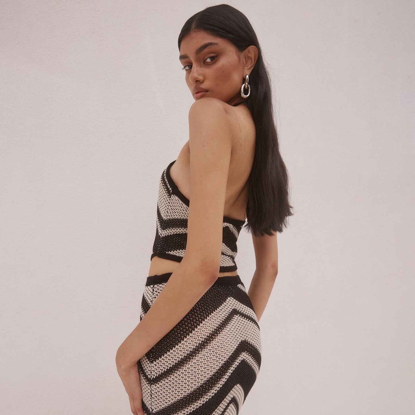 Ensemble de robes de corps pour femmes – Maille douce – Col halter – Découpes – Rayures géométriques – Midi
