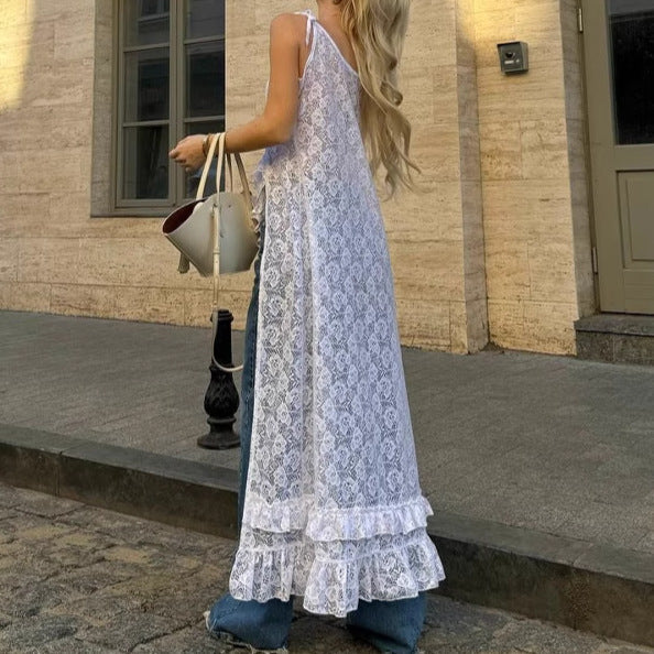 Robe femme en dentelle – Coupe évasée – Fente latérale – Bretelles à nouer – Volants
