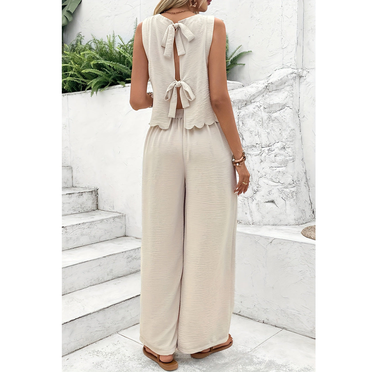 Ensemble Femme Débardeur Court et Pantalon Large – Tissu Léger – Coupe Décontractée