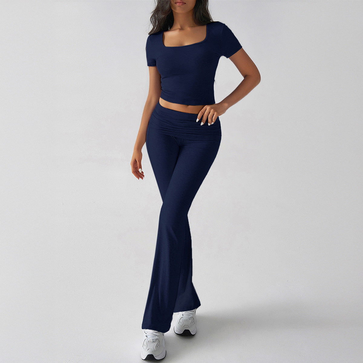 Ensemble femme deux pièces – Crop top ajusté col carré – Pantalon évasé stretch