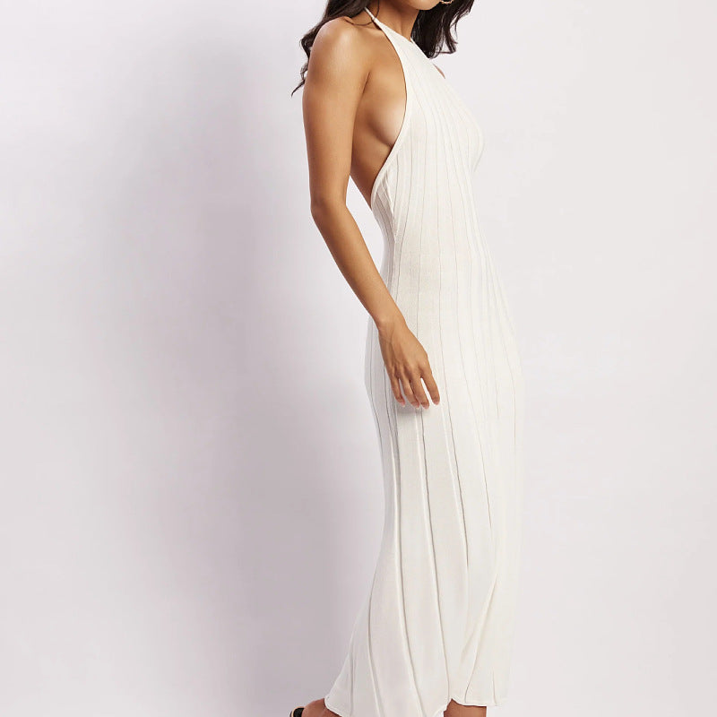Robe midi femme – Maille douce côtelée – Col bénitier – Coupe ajustée – Jupe plissée