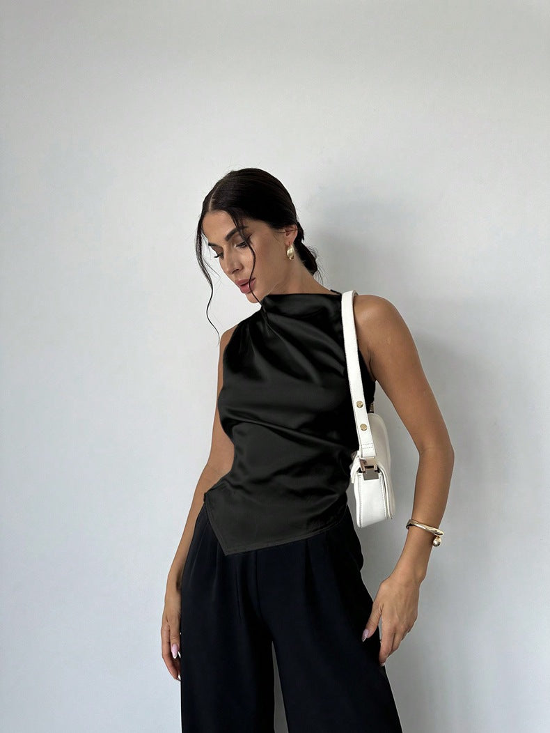 Blouse sans manches femme – Coupe slim satinée – Col montant – Devant drapé