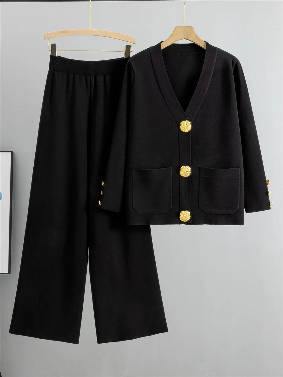 Ensemble Femme Tricot – Gilet Col V Boutonné avec Poches – Pantalon Large Taille Élastique