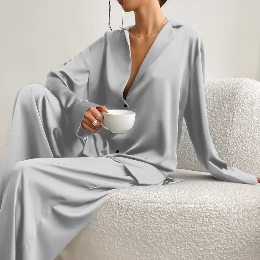 Pyjama Femme Deux Pièces – Coupe Ample – Chemise Boutonnée – Pantalon Jambe Large