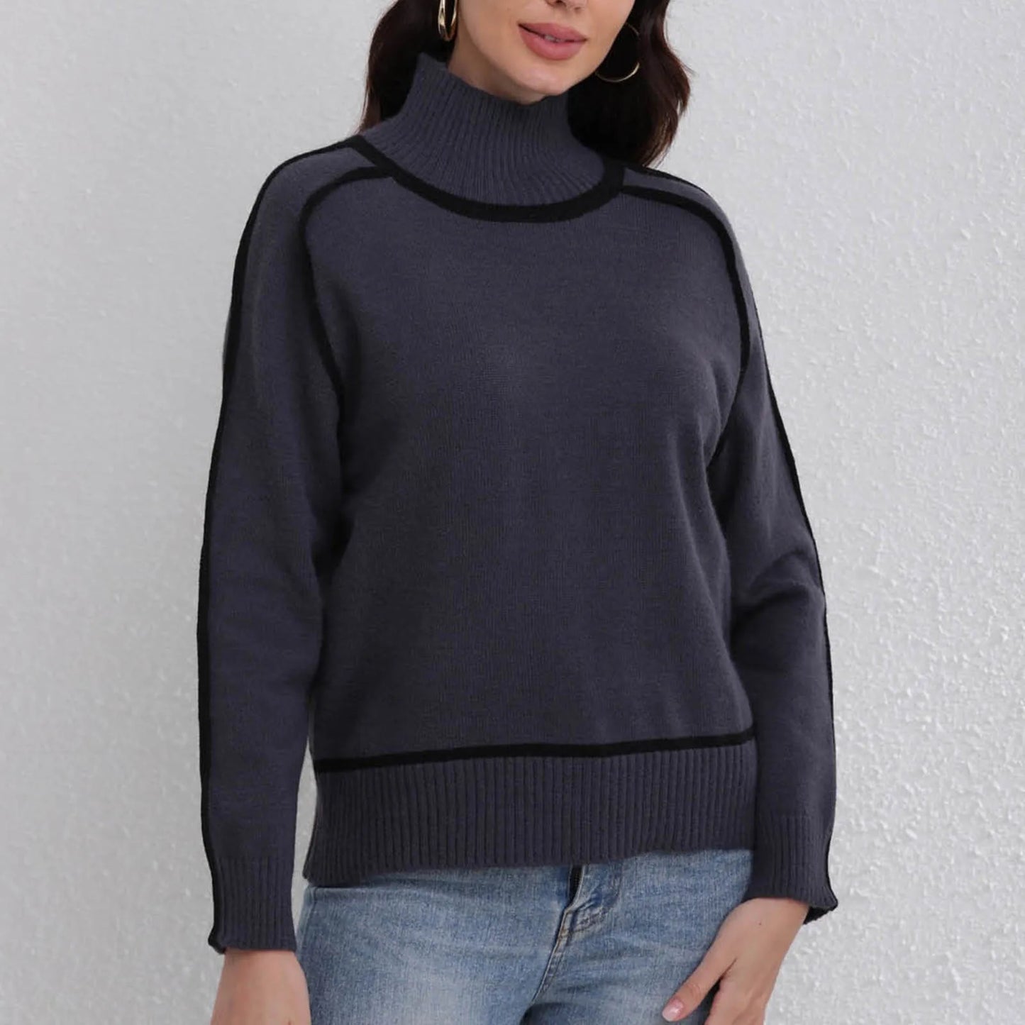 Pull Femme Col Montant – Maille Douce – Coupe Ample – Détails Piqués Contrastants
