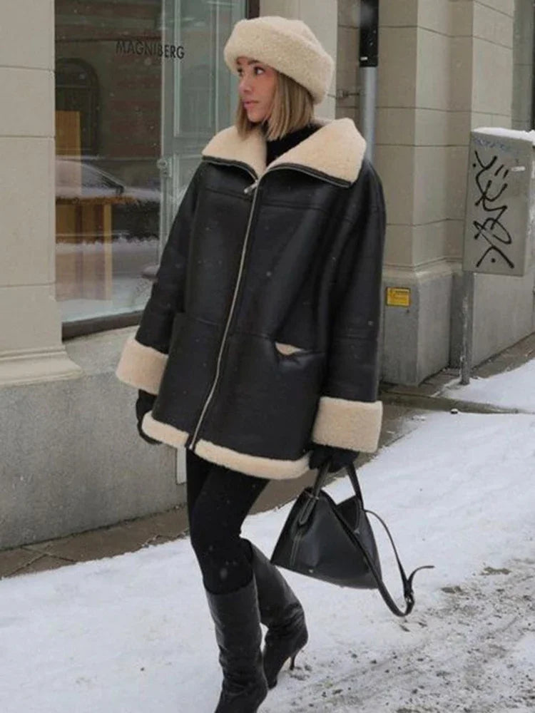 Manteau Femme en Peau de Mouton – Coupe Oversize – Fermeture Zippée – Col Doublé Chaud