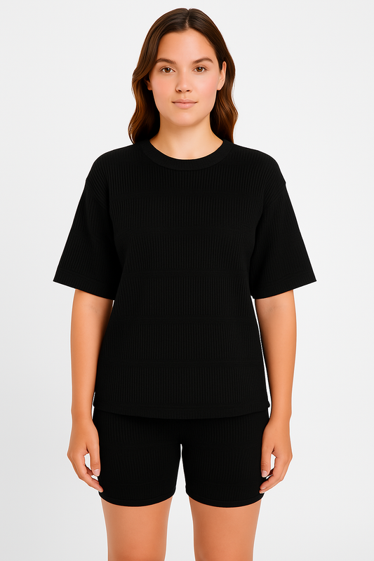 Ensemble Pull Femme – Maille Légère – Haut Coupe Ample – Short Ajusté Respirant