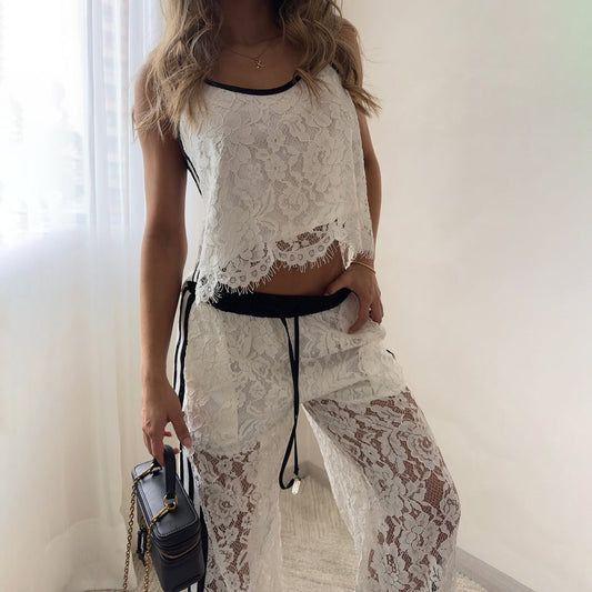 Ensemble deux pièces femme – Dentelle ajourée – Haut court à bretelles – Pantalon large à taille cordon
