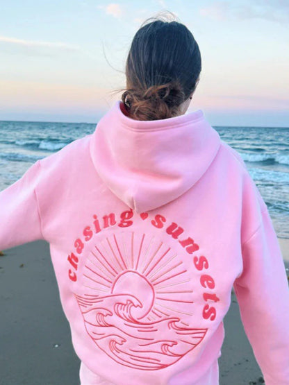 Hoodie Femme – Motif Graphique Surf – Coupe Décontractée – Capuche Confortable