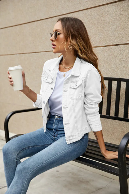 Veste en Jean Femme – Coupe Cintrée – Manches Longues – Col Classique – Poches Boutonnées