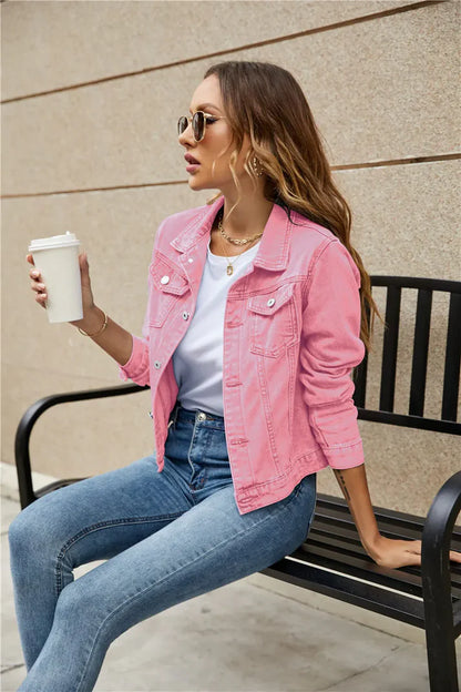 Veste en Jean Femme – Coupe Cintrée – Manches Longues – Col Classique – Poches Boutonnées