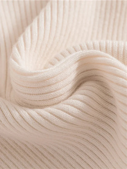 Femme Pull Col Roulé – Maille Côtelée – Coupe Ajustée – Manches Longues Élégantes